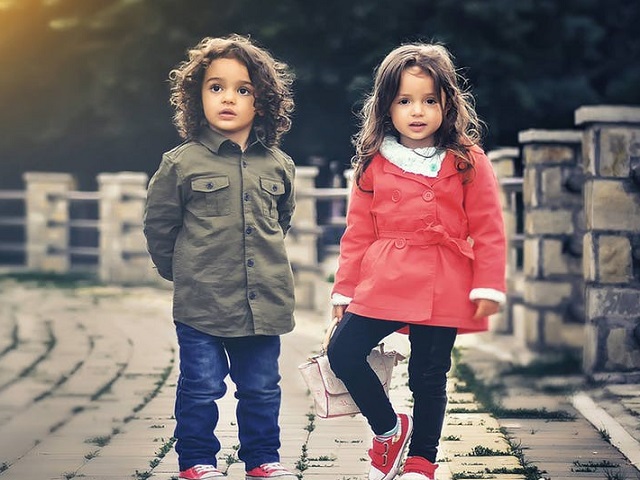 Top 10 fotografii care infatiseaza dragostea dintre frati