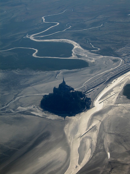 Mont Saint-Michel, Golful Saint-Malo din Marea Manecii