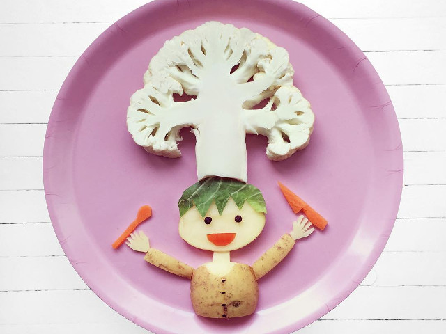 Bucatar din conopida, cartof si morcovi