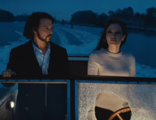 Johnny Depp si Angelina Jolie