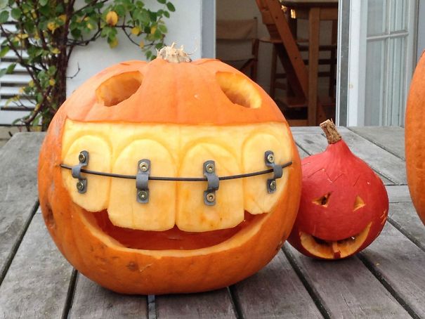 Ideea unui stomatolog pentru dovleacul de Halloween