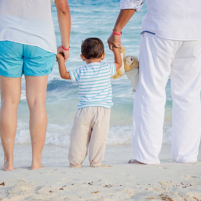 Iti amintesti prima excursie cu parintii?