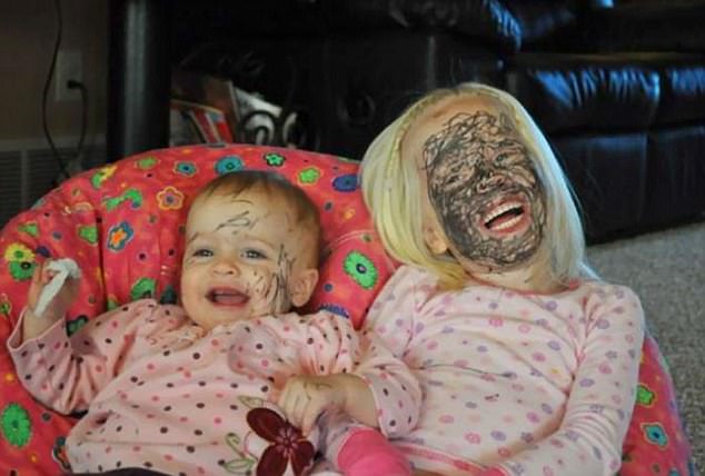 Probabil parintii nu au fost prea incantati cand au vazut aceasta "opera de arta"