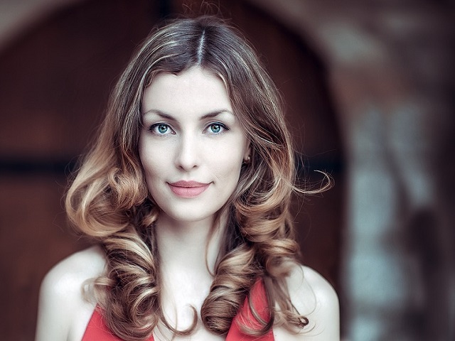 Ocupa-te de par si machiaj