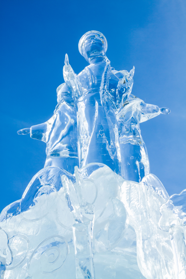 Atentie la detalii, maretie, iscusinta