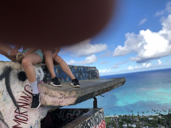 Cand rogi un strain sa iti faca o poza, te poti astepta la asemenea rezultate