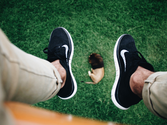 Priveste cu atentie!