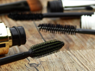 Mascara pentru genele inferioare