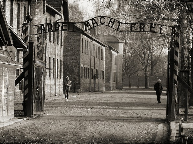 1 din 6 evrei morti in Holocaust si-au pierdut viata in lagarul de concentrare de la Auschwitz