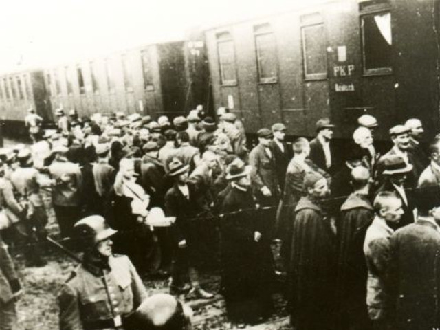 144 de oameni au reusit sa evadeze de la Auschwitz