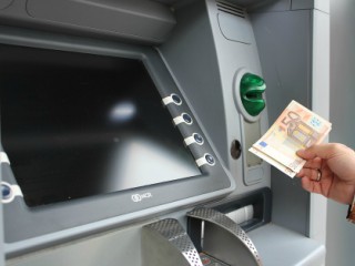Nu iti verifici banii eliberati de ATM