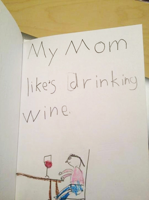 "Mamei mele ii place sa bea vin"
