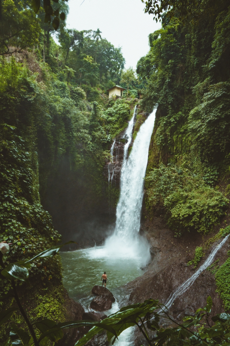 Cascada Aling-Aling, Indonezia