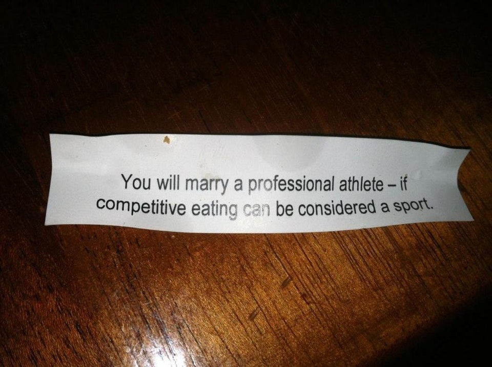 "Te vei casatori cu un atlet - daca mancatul competitiv poate fi considerat un sport"