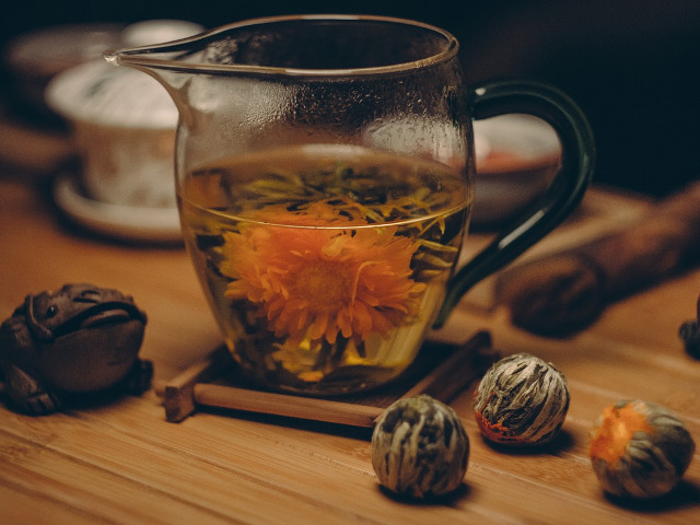 Bea amestecuri de ceaiuri specifice