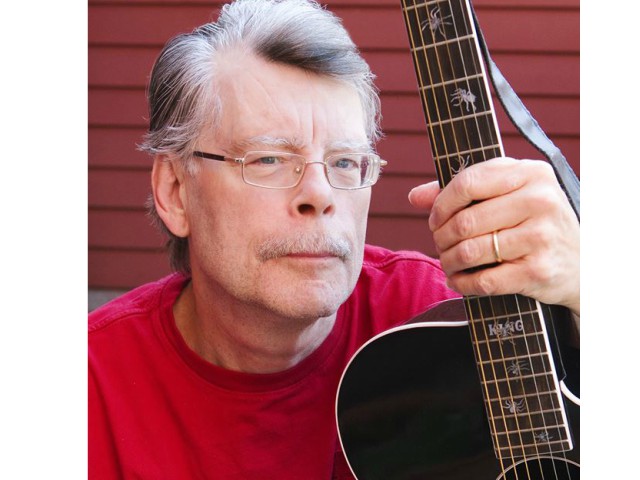 Stephen King - Carrie