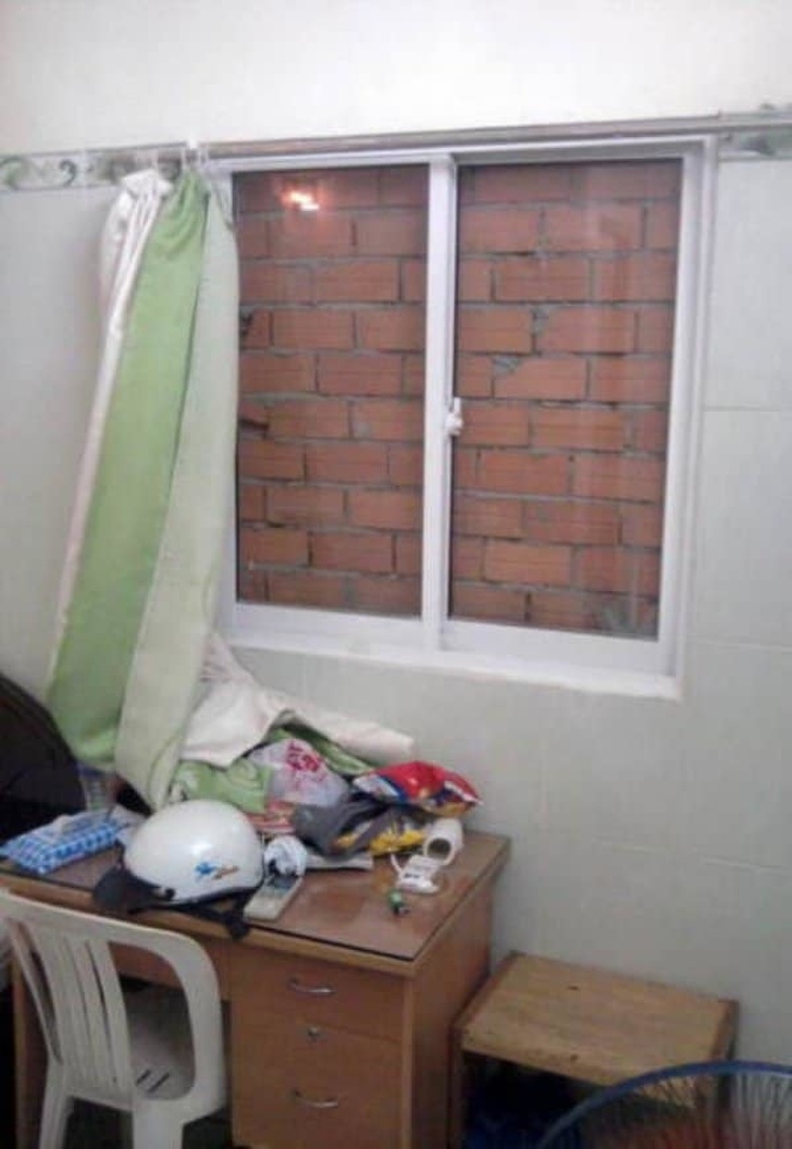 O priveliste cam... opaca