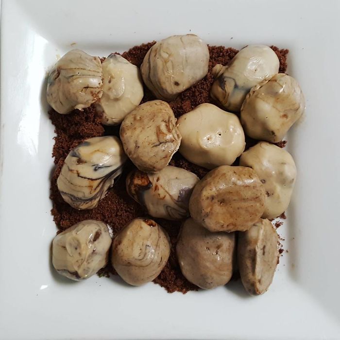 Desert in forma de pietre