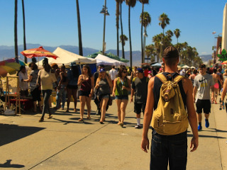 Pe unde ne poarta viata...