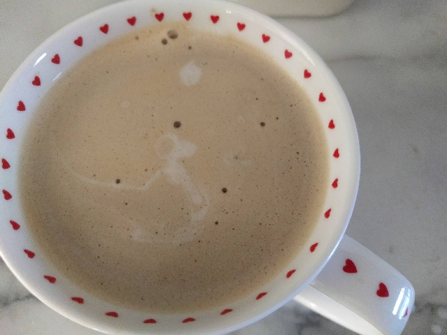 Aparitie interesanta in ceasca de cafea