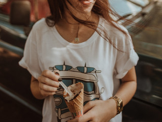 Inghetata cu gust de carnat alb