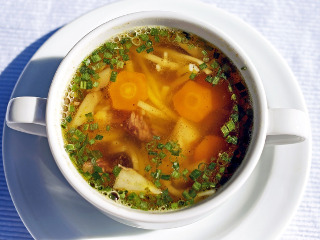 Elimina grasimea din supa