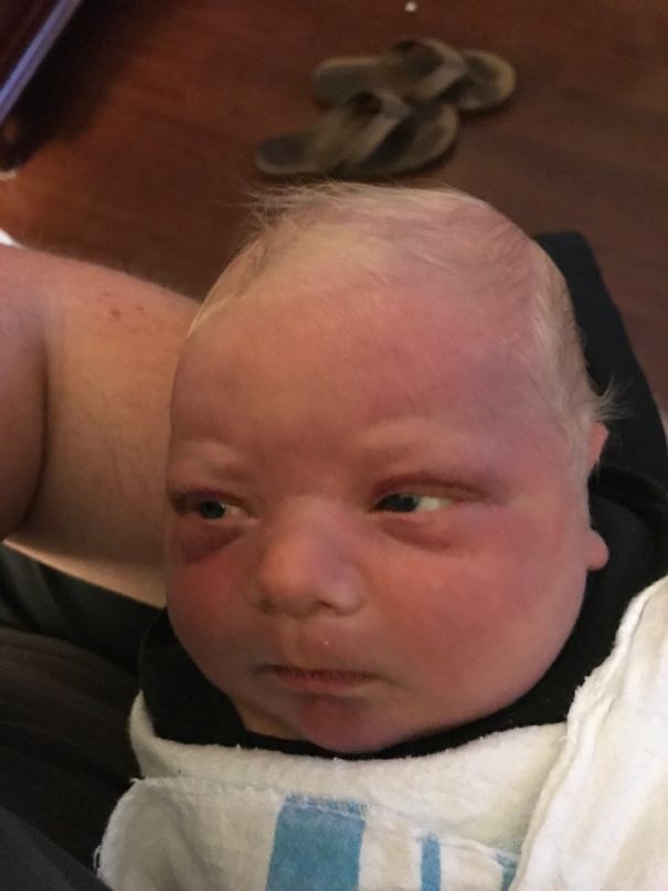 Imagini cu bebelusi care s-au nascut "batrani"