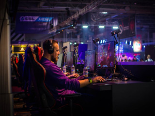 Pro: Nu iti invadeaza spatiul personal