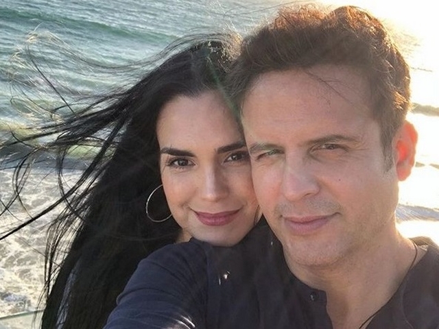 Scarlet Ortiz si Yul Burkle