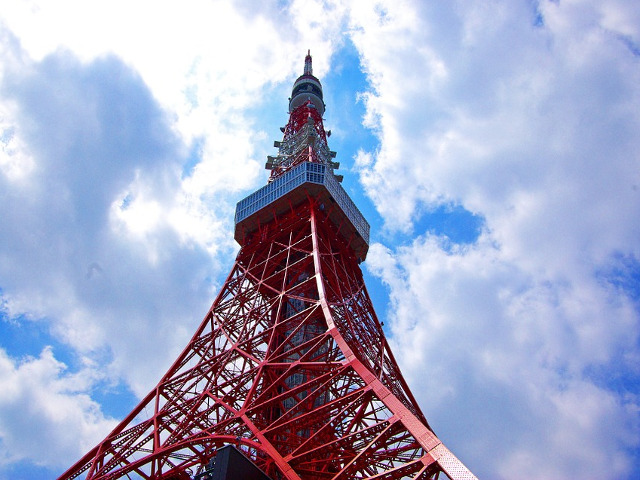 Un alt turn mai inalt decat Eiffel, care nu se afla in Europa