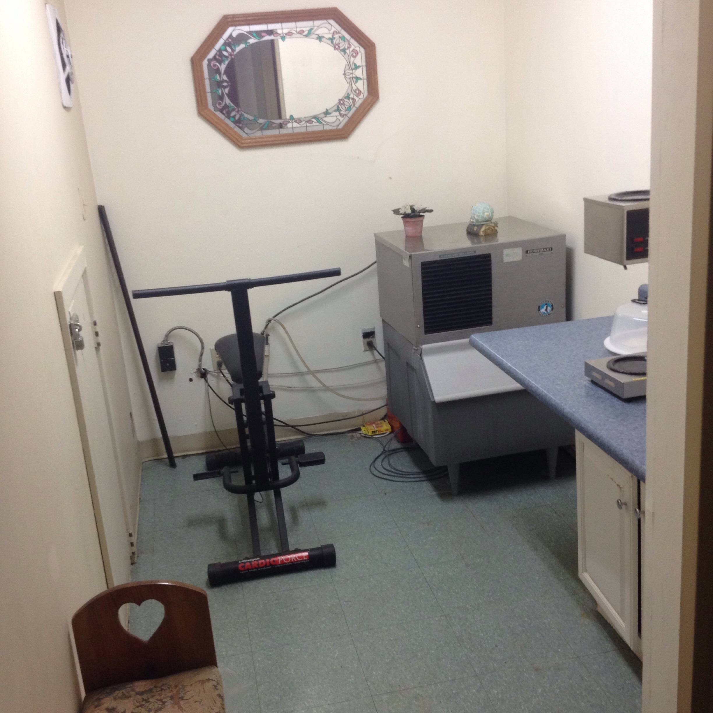 In prezentare se specifica si ca exista o sala de fitness