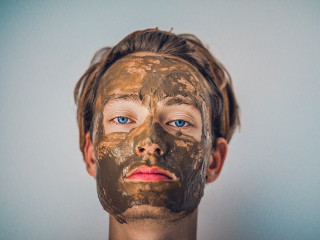 Sa fii murdar pe fata si sa nu iti dai seama la timp