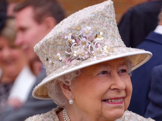 Regina Elisabeta nu respecta limitele de viteza