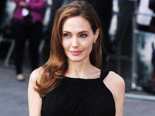 Angelina Jolie, despre merite