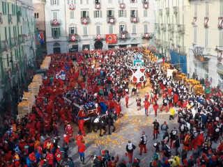 Batalia cu portocale, in Italia