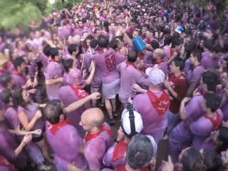 Batalia cu vin, in Spania