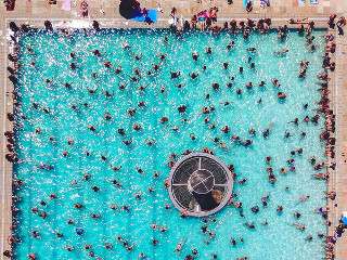 Respecta-i pe cei din jur