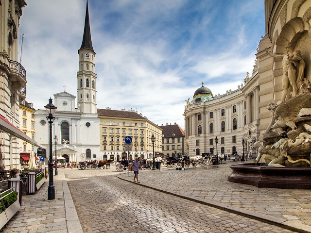 Biserica Sf. Mihail si Biserica Augustiniana
