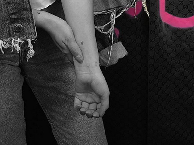 Alte tatuaje de mici dimensiuni ale vedetelor care te-ar putea inspira