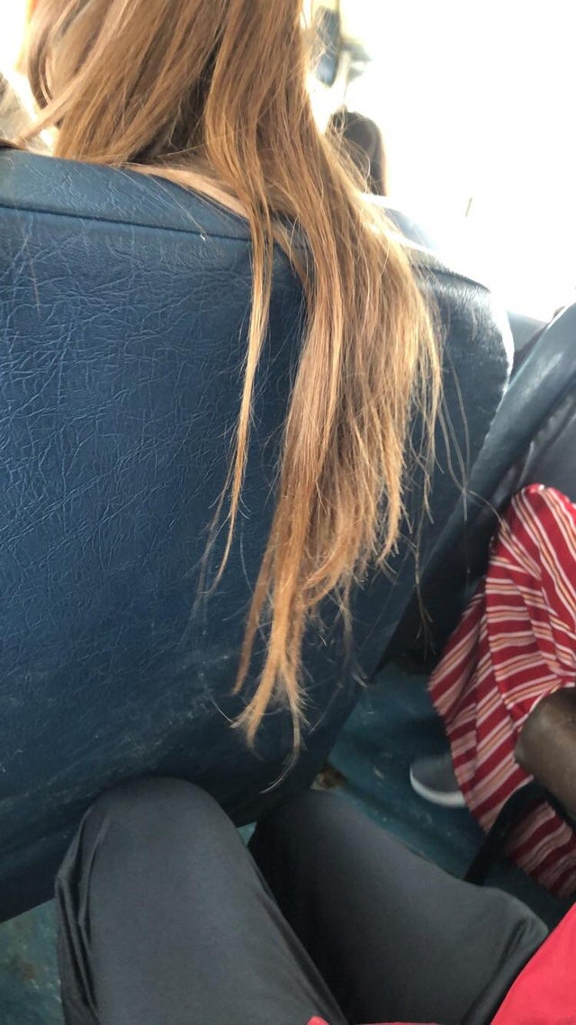 Parul trebuie lasat la vedere si admirat. Dar nu asa.