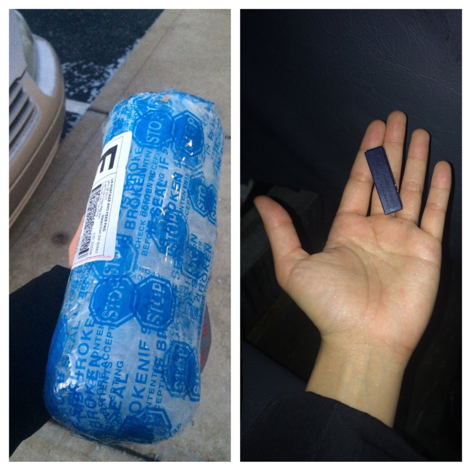 De ce ai ambala un magnet in atata plastic?