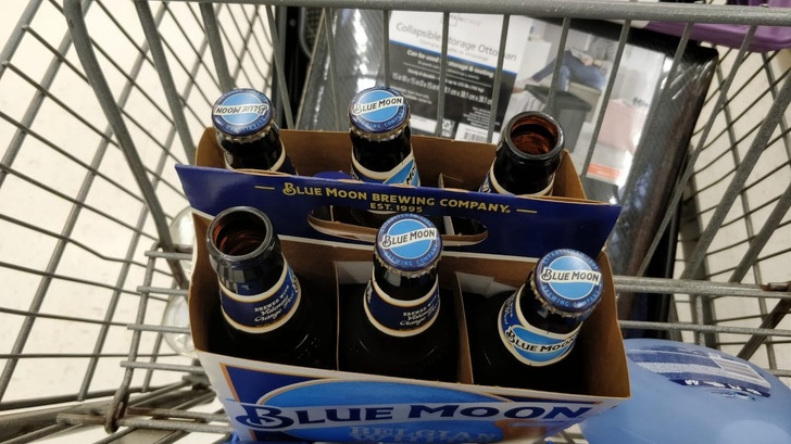 Sticle de bere desfacute si consumate, dar neplatite