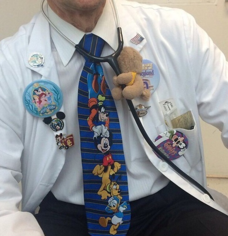 Acest medic pediatru chiar stie cum sa abordeze copiii