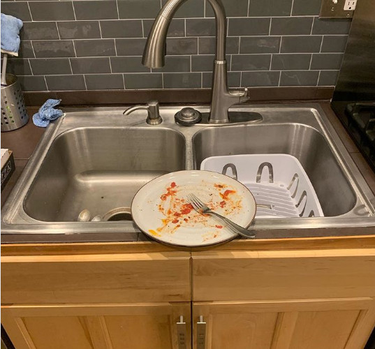 Pare locul potrivit in care sa iti lasi farfuria, dupa ce ai terminat de mancat