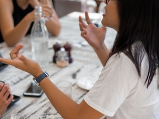 Pronunti sofisticat cuvintele