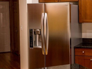 Inlaturarea amprentelor de pe suprafetele lucioase