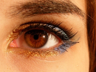 Cearcane proeminente in jurul ochilor