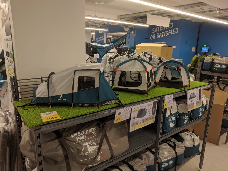 Au pus varianta in miniatura a corturilor, pentru a-ti face o idee cum vor arata