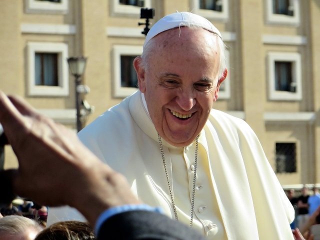 Papa Francisc a numit primele femei in cadrul unui departament important de la Vatican