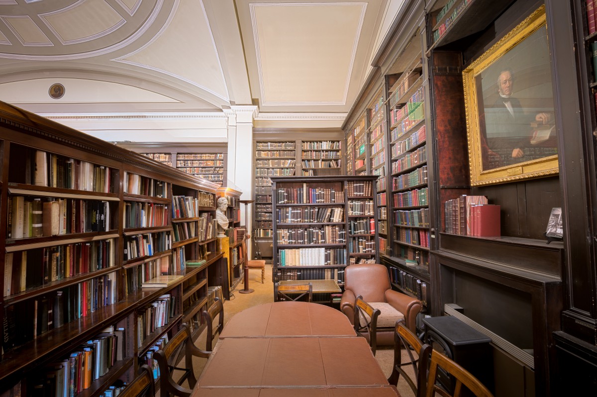 Biblioteca Portico, Marea Britanie